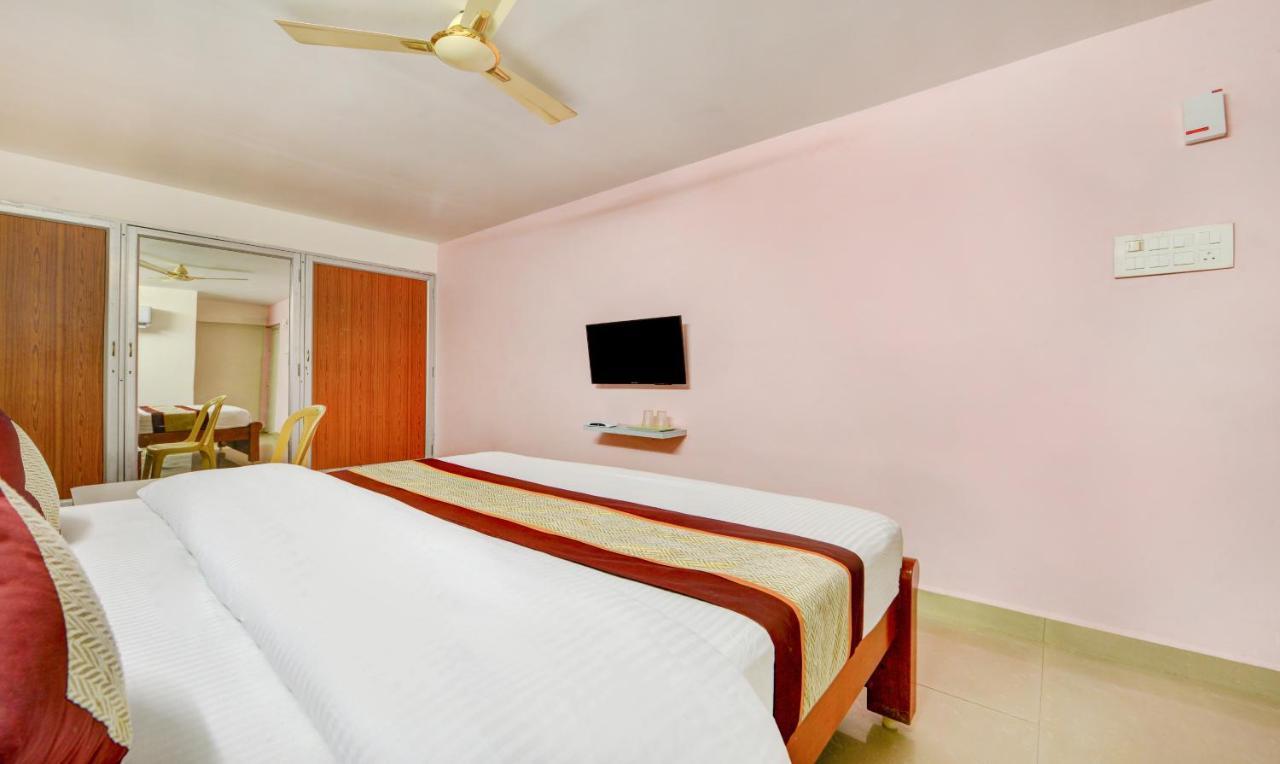 Hotel Salbala - Near Airport Chennai Esterno foto