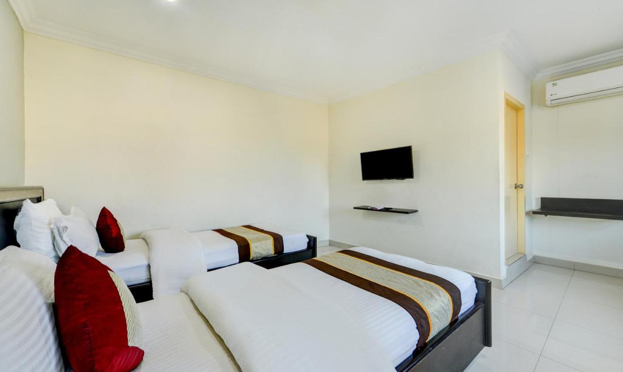 Hotel Salbala - Near Airport Chennai Esterno foto