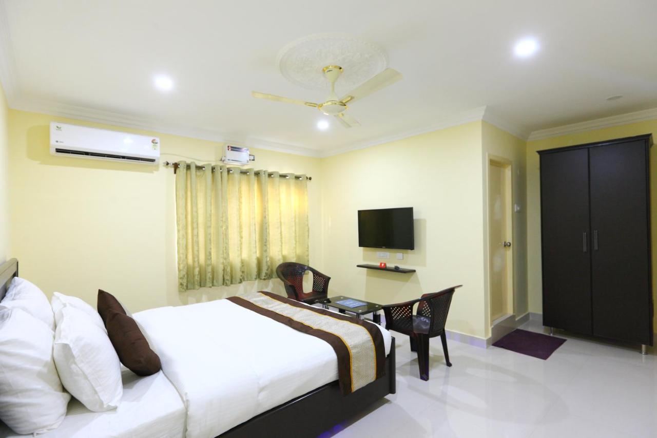 Hotel Salbala - Near Airport Chennai Esterno foto