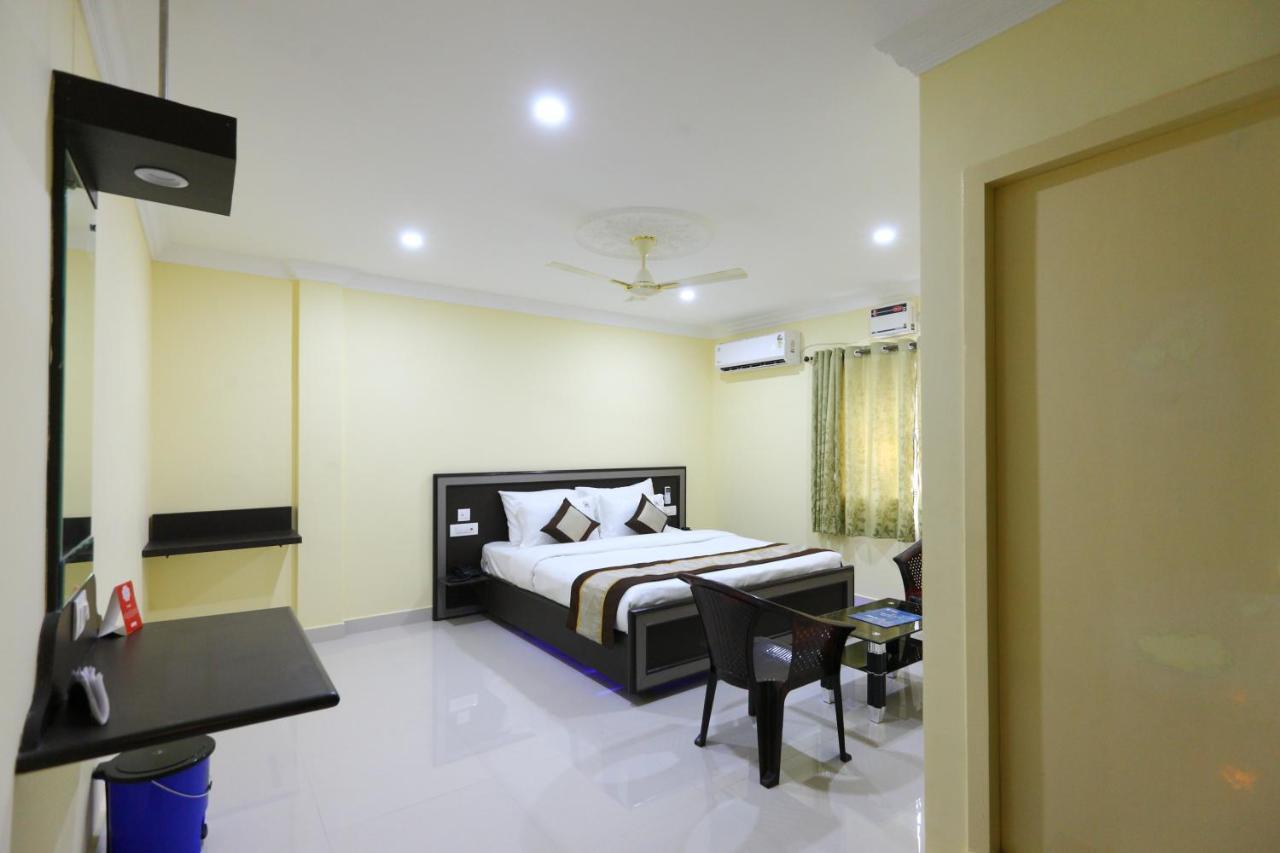 Hotel Salbala - Near Airport Chennai Esterno foto